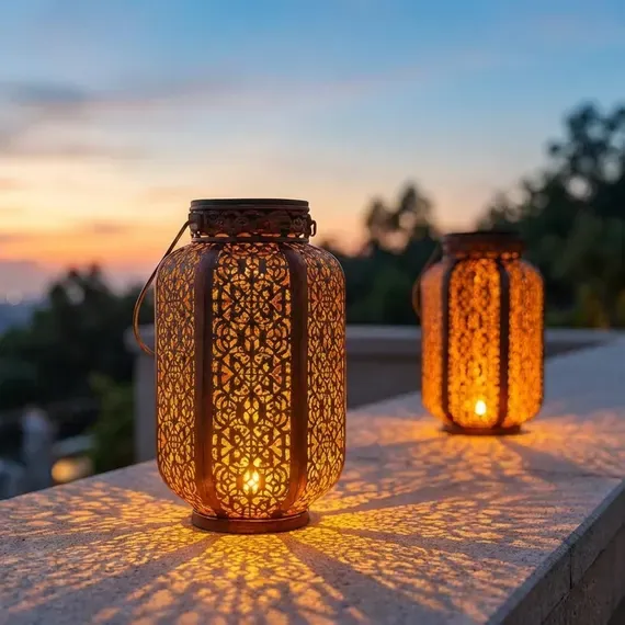 Ember Torch Solar Flame Light - view 4